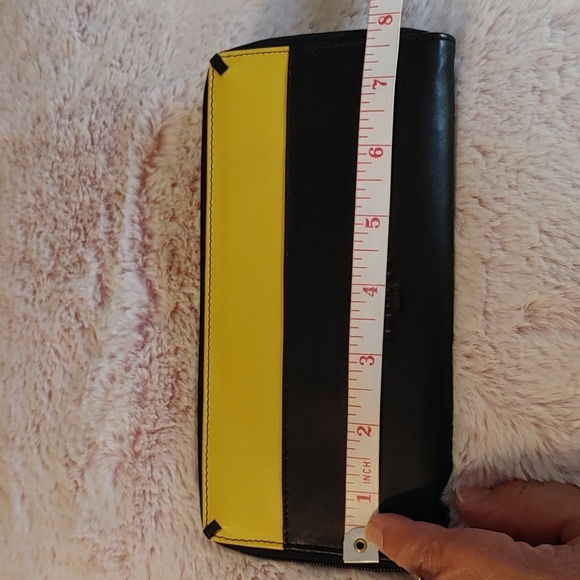 🌻RADLEY LONDON TWO-TONED BLACK AND YELLOW LARGE WALLET - Picture 9 of 11